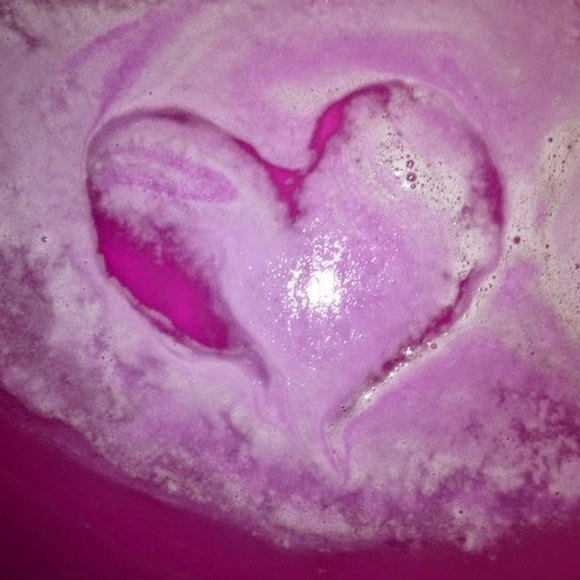 Meet your Posher, Candice - Picture 1 of 1